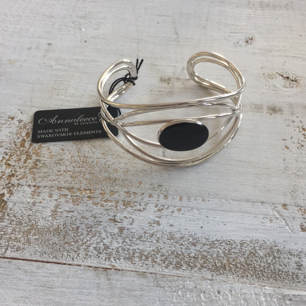 Annaleece by Devries Bracelet